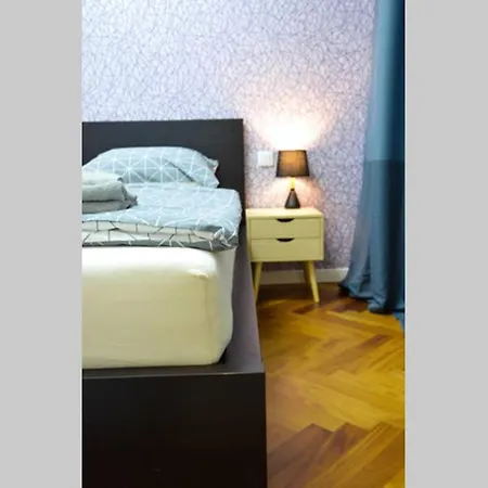 Brandly New Andel Praga