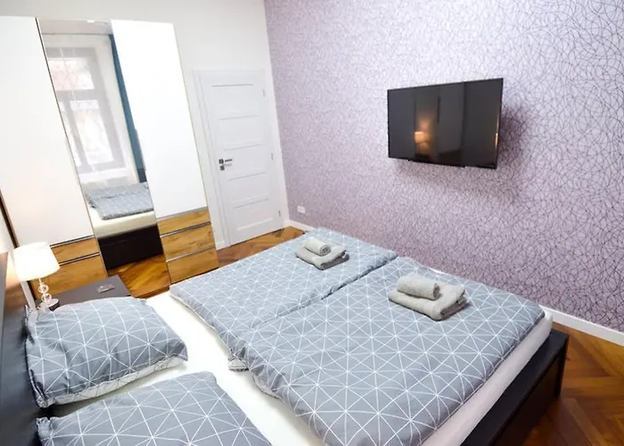 Brandly New Andel * Praga